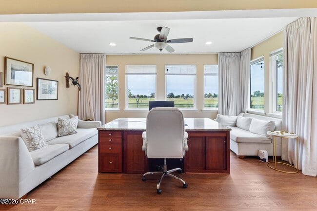 Building Photo - 3243 Country Club Dr