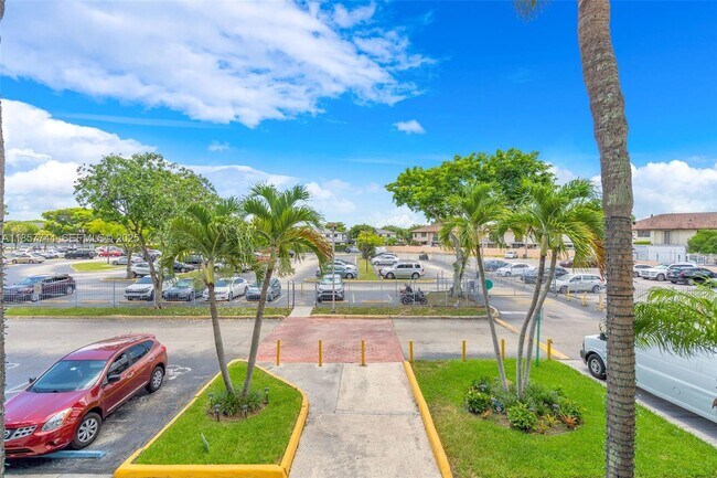 Building Photo - 12239 SW 14th Ln