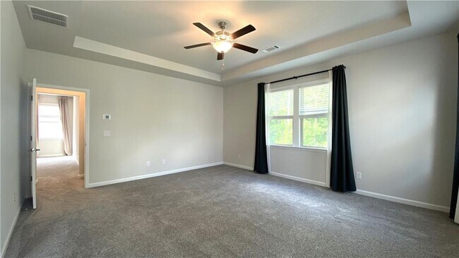 Building Photo - 1835 Wellston Dr