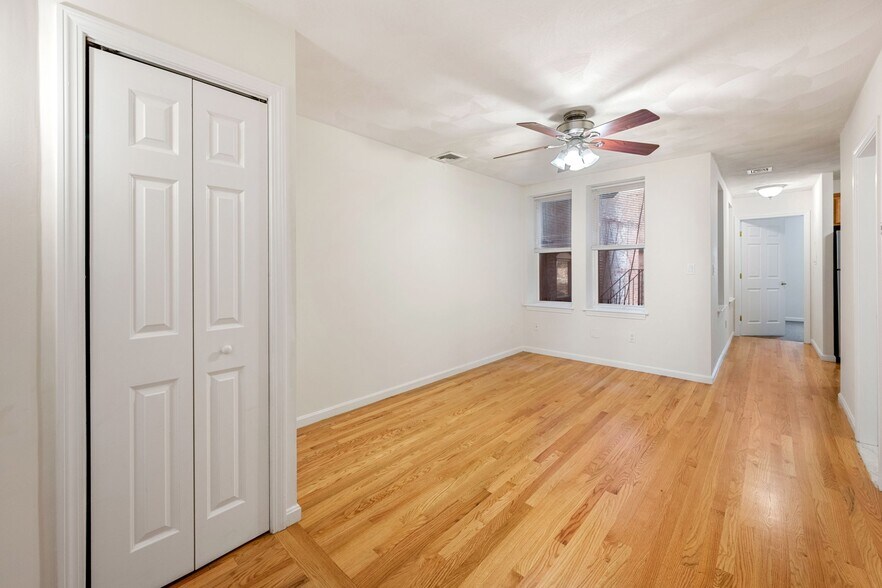 Building Photo - 66 N Margin St