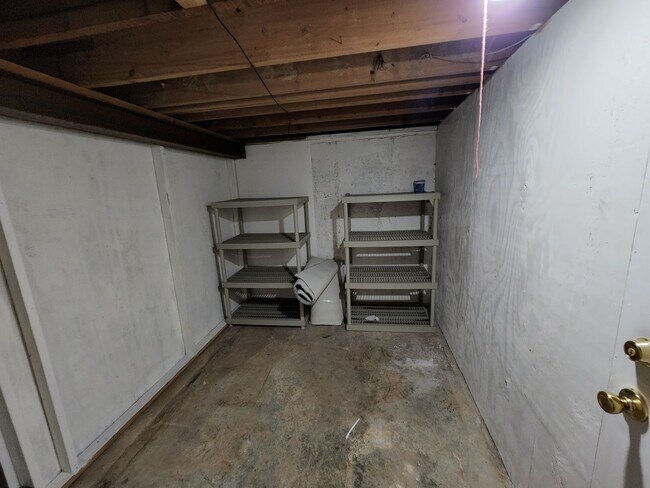 Building Photo - 2831GOOSECREEKRD