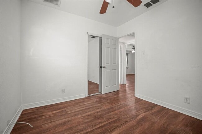 Building Photo - 1511 35th Ave N