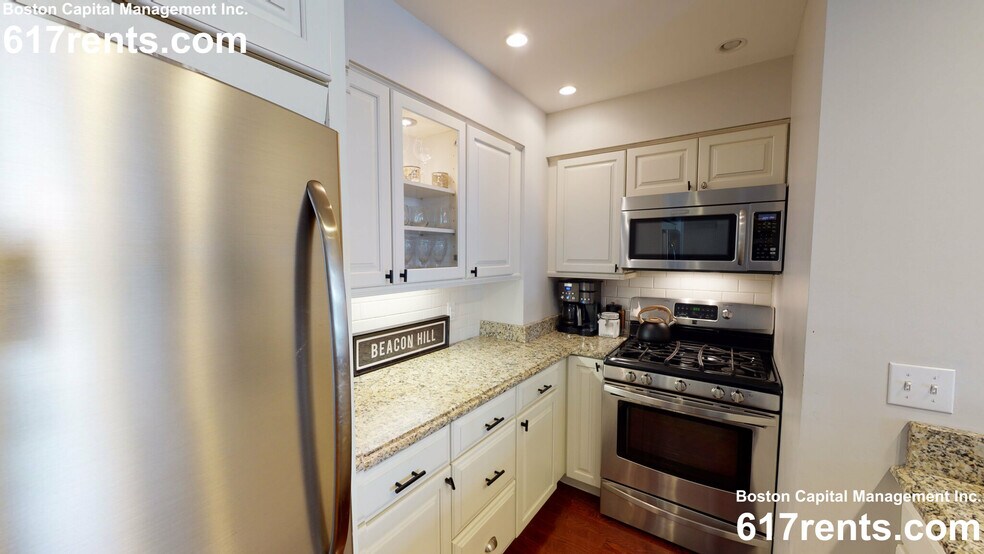 Building Photo - 27 Bowdoin St