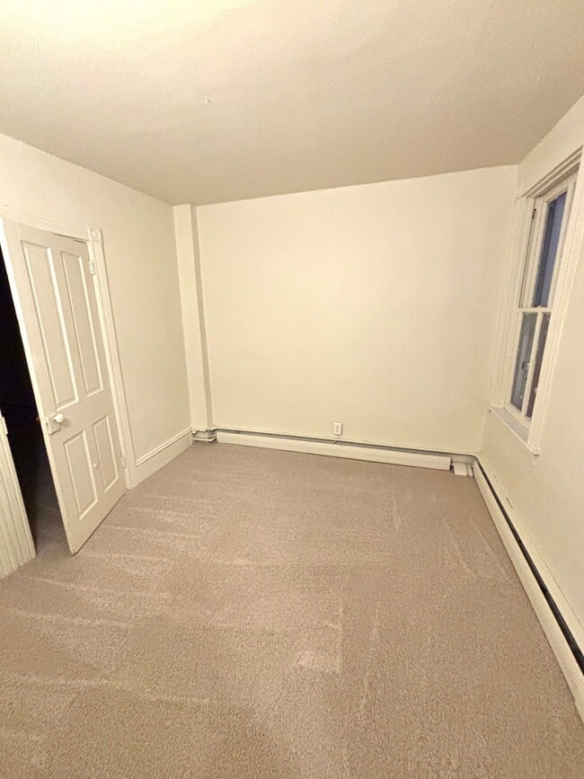 Building Photo - 1008 Marshall Ave