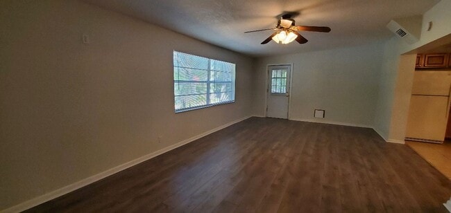 Building Photo - 3-Bedroom, 2-Bathroom Home for Rent in Winter Haven MOVE IN SPECIAL $500 OFF SECOND MONTH
