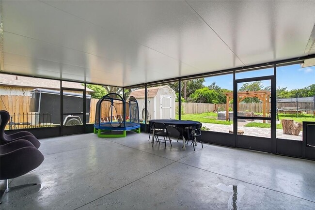 Building Photo - 17821 Morninghigh Dr