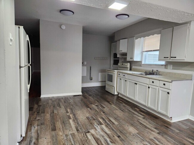 Building Photo - 501 S Arlington Ave