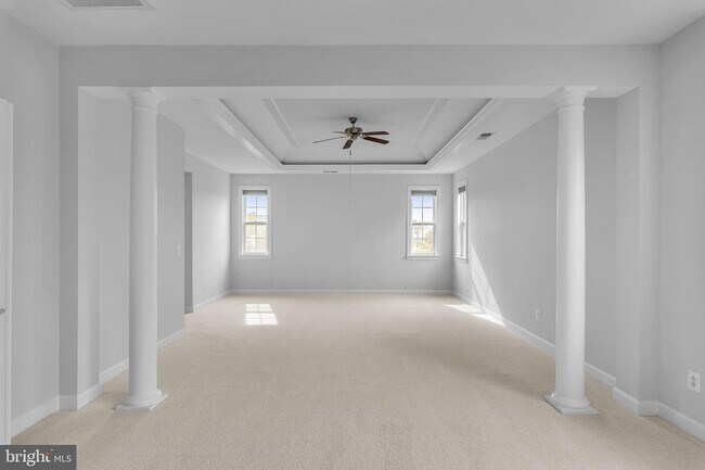 Building Photo - 22855 Oakgrove Rd