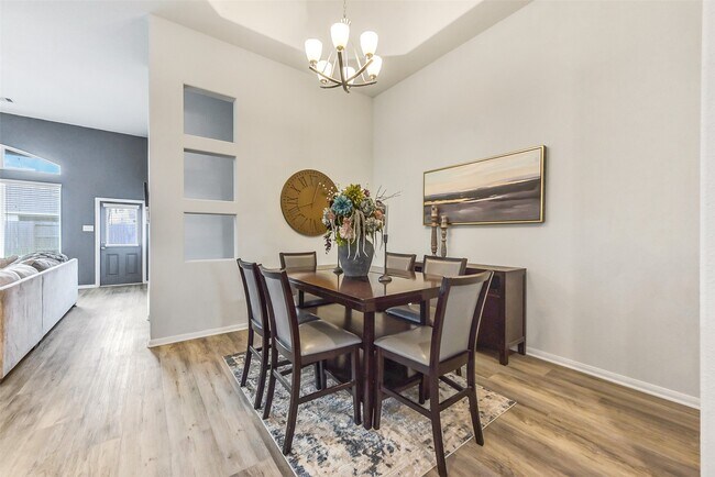 Building Photo - 12430 Ashgrove Point Dr