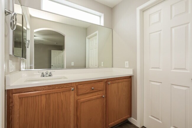 Building Photo - 9060 Starling Wing Pl