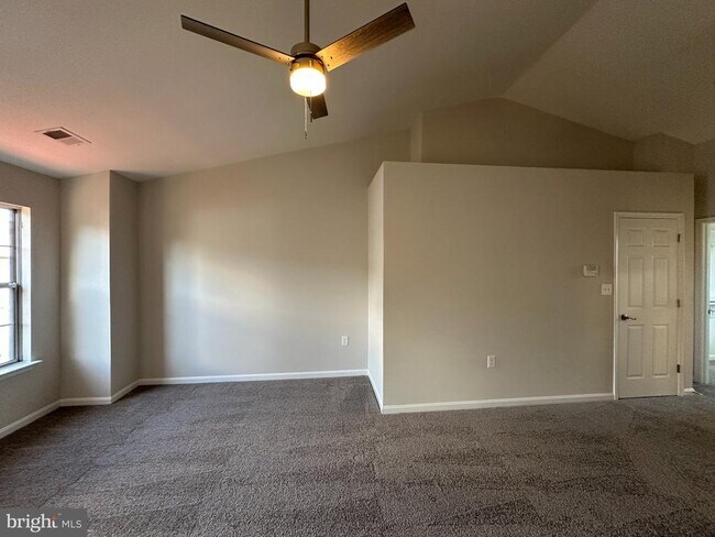 Building Photo - 13112 Quail Creek Ln