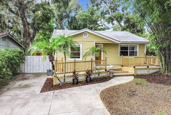 Building Photo - 3109 Johns Pky