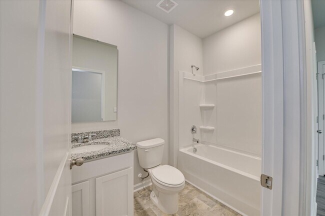 Building Photo - 842 Feldspar