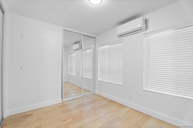Building Photo - 349 Alpine Ave