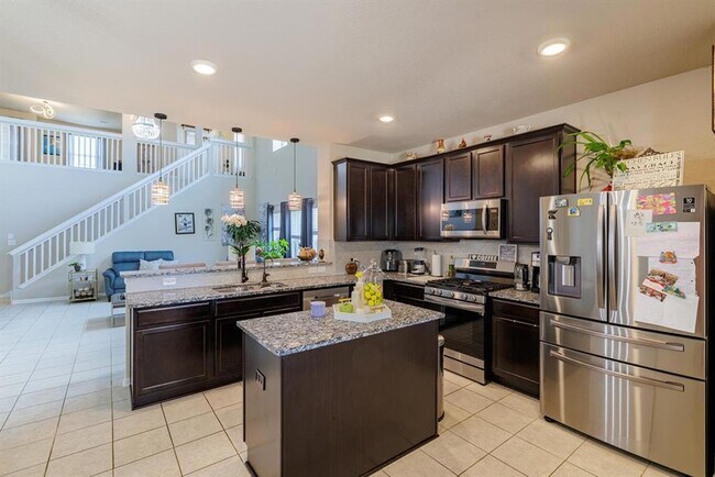 Building Photo - 17020 Lathrop Ave