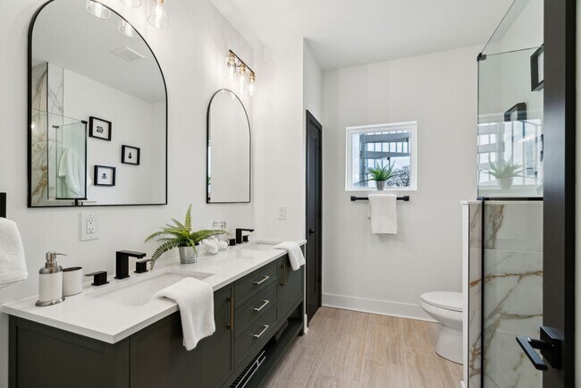 Building Photo - Brand New Townhome in Brewerytown