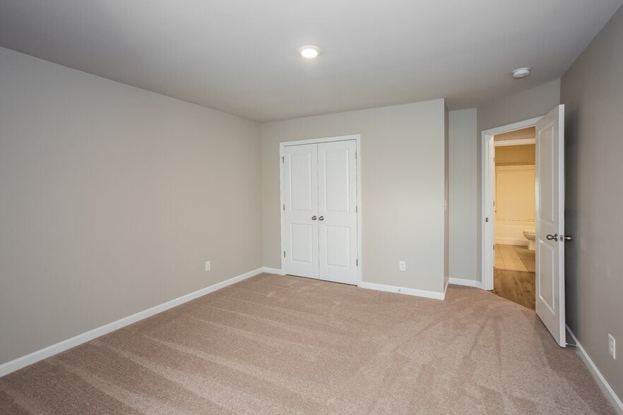 Building Photo - 6511 Rumple Rd