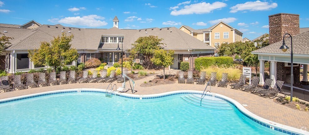 Apartments For Rent Near Charlotte Premium Outlets In Charlotte Nc Apartment Finder