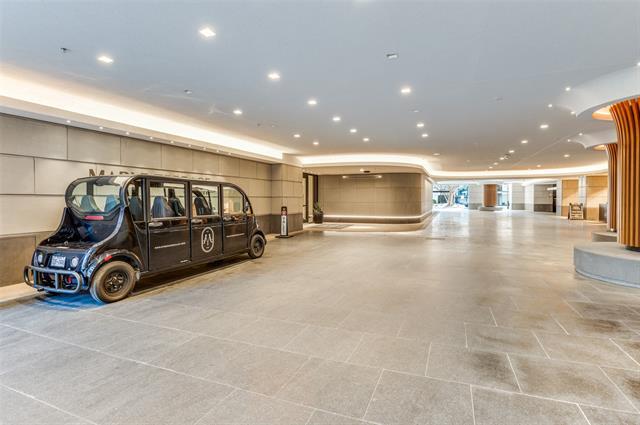 Building Photo - 3003 Maple Ave