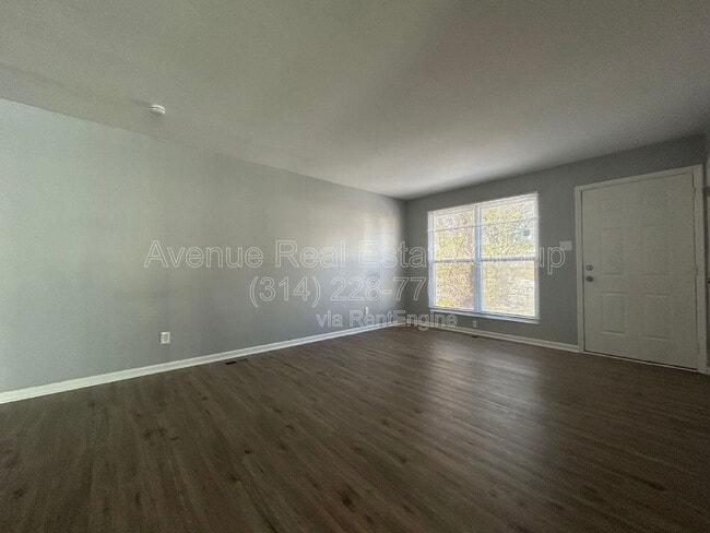 Building Photo - 10412 Prince Dr