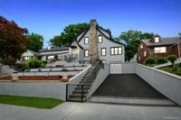 Building Photo - 210 Rumsey Rd