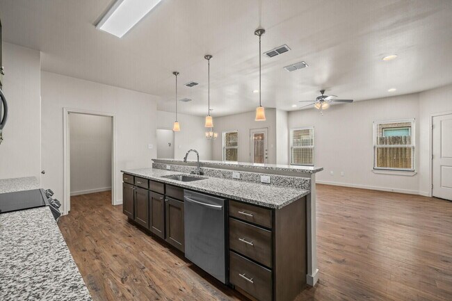 Building Photo - 2541 134th St