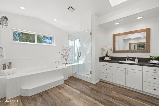 Building Photo - 287 Golden Fern Ct