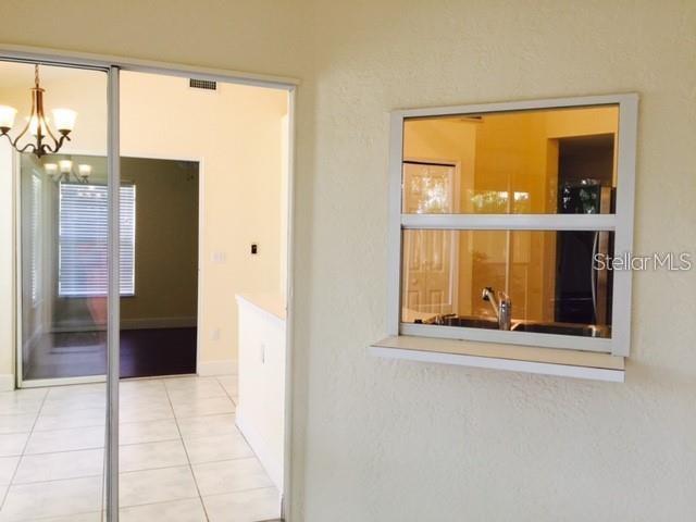 Building Photo - 2060 King Tarpon Dr