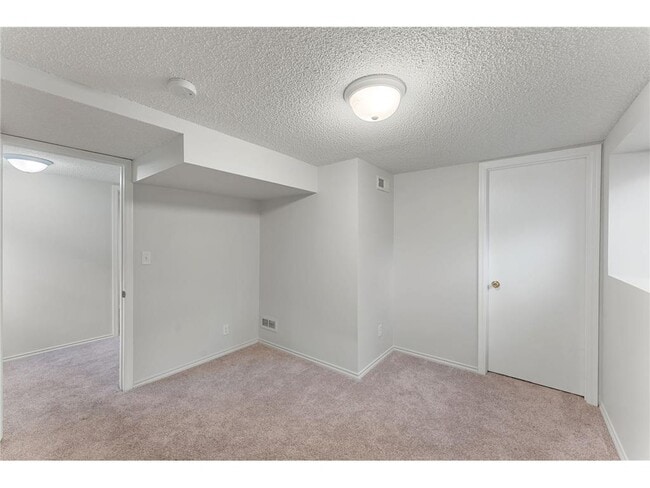 Building Photo - 3503 Bryant Ave