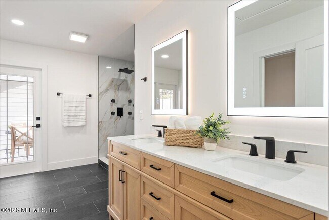 Building Photo - 12326 Arbor Dr