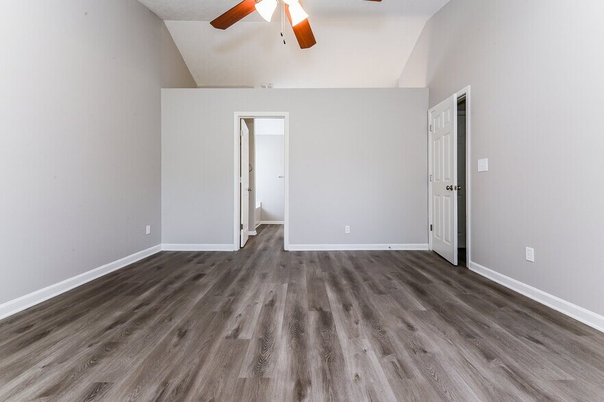 Building Photo - 2469 Miller Oaks Cir