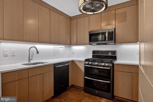 Building Photo - 429 N St SW