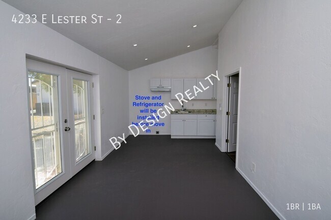 Building Photo - 4233 E Lester St