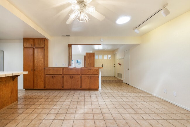 Building Photo - 741 Danica Pl