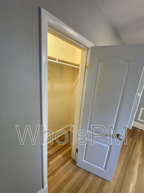 Building Photo - 4909 Beach Ct