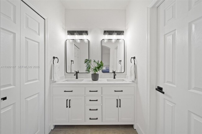 Building Photo - 11613 NW 78th St