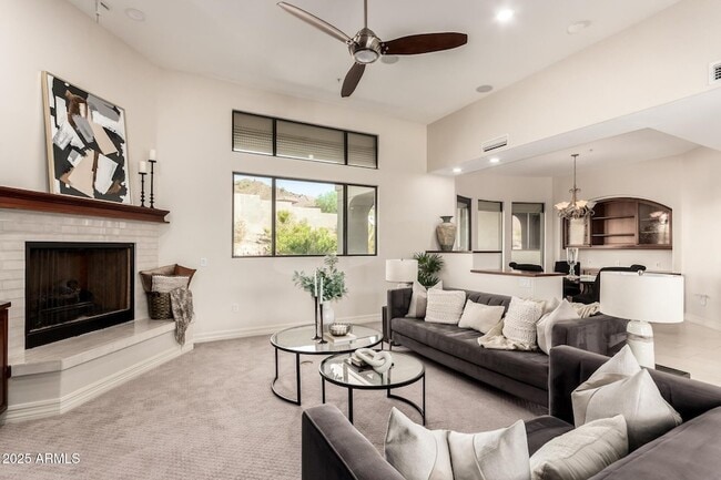 Building Photo - 8614 N 17th Pl