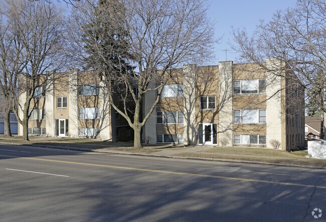 Building Photo - 705 Snelling Ave S