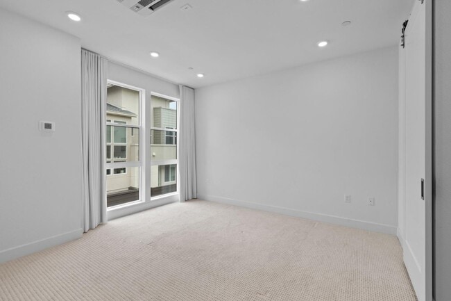 Building Photo - 3020 Boyter Pl