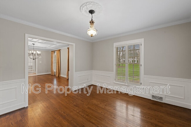 Building Photo - 4023 Arbor Way