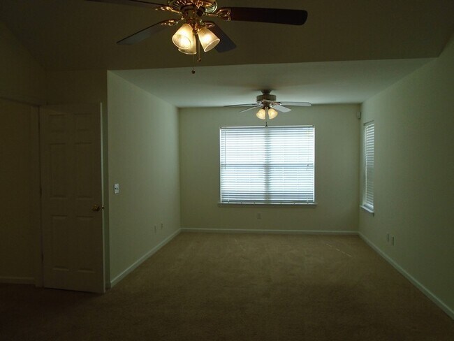 Building Photo - 153 Pickett Creek Ln