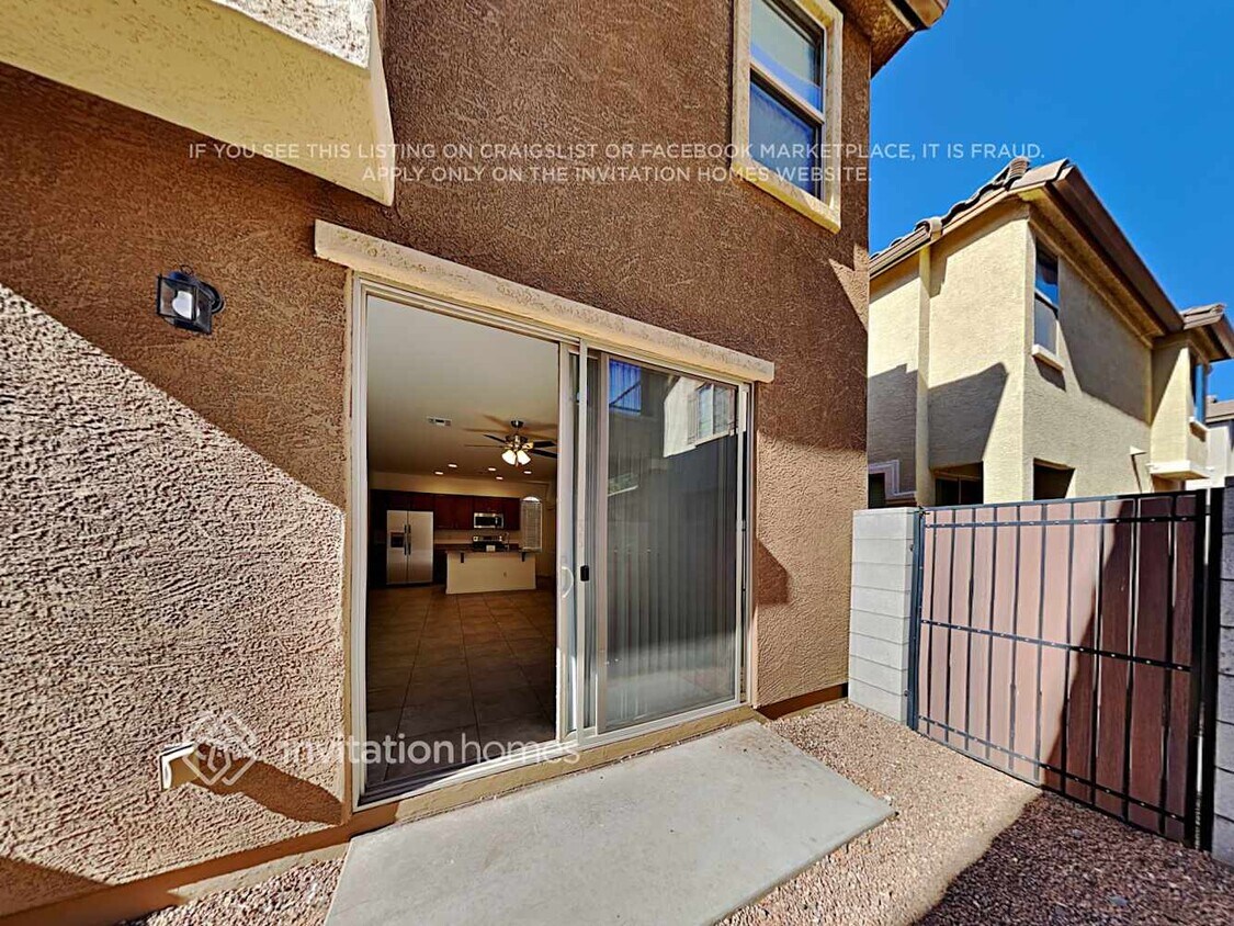Building Photo - 1373 S Ponderosa Dr
