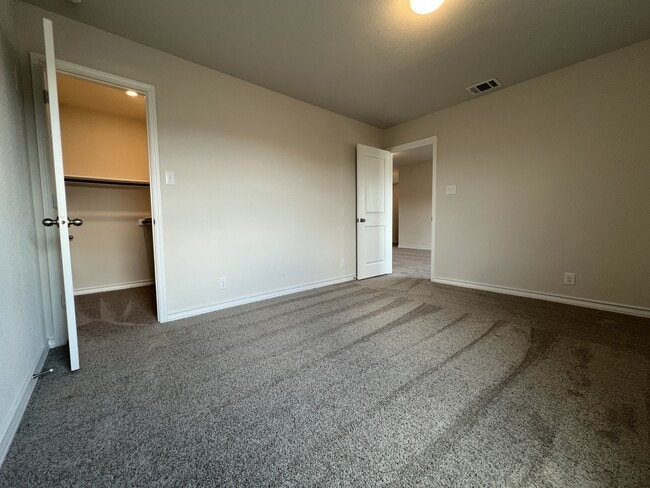 Building Photo - 317 Denison Dm