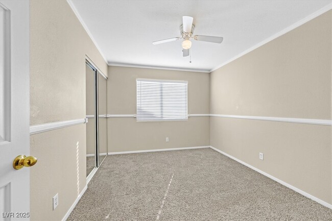 Building Photo - 4533 Bescano Dr