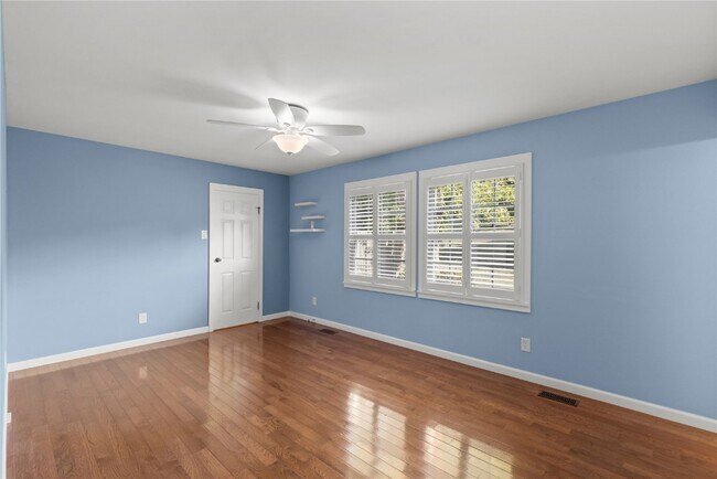 Building Photo - 4685 Colima Ct