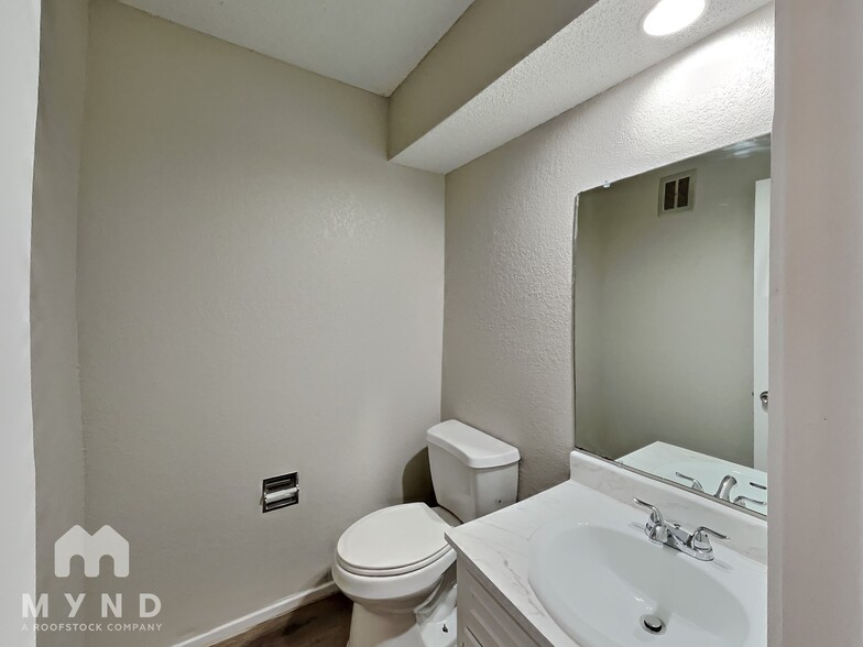 Building Photo - 3242 63rd St