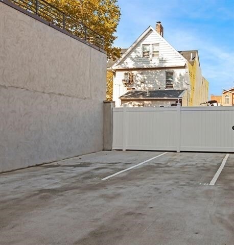 Building Photo - 936 Pavonia Ave