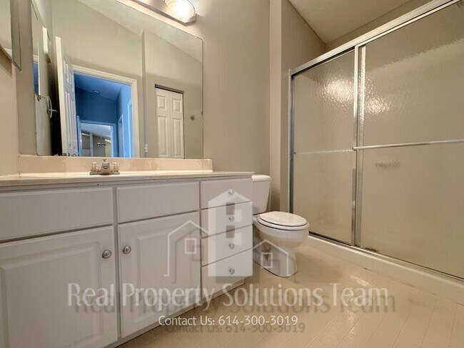 Building Photo - Beautiful 2 Bedroom Condo
