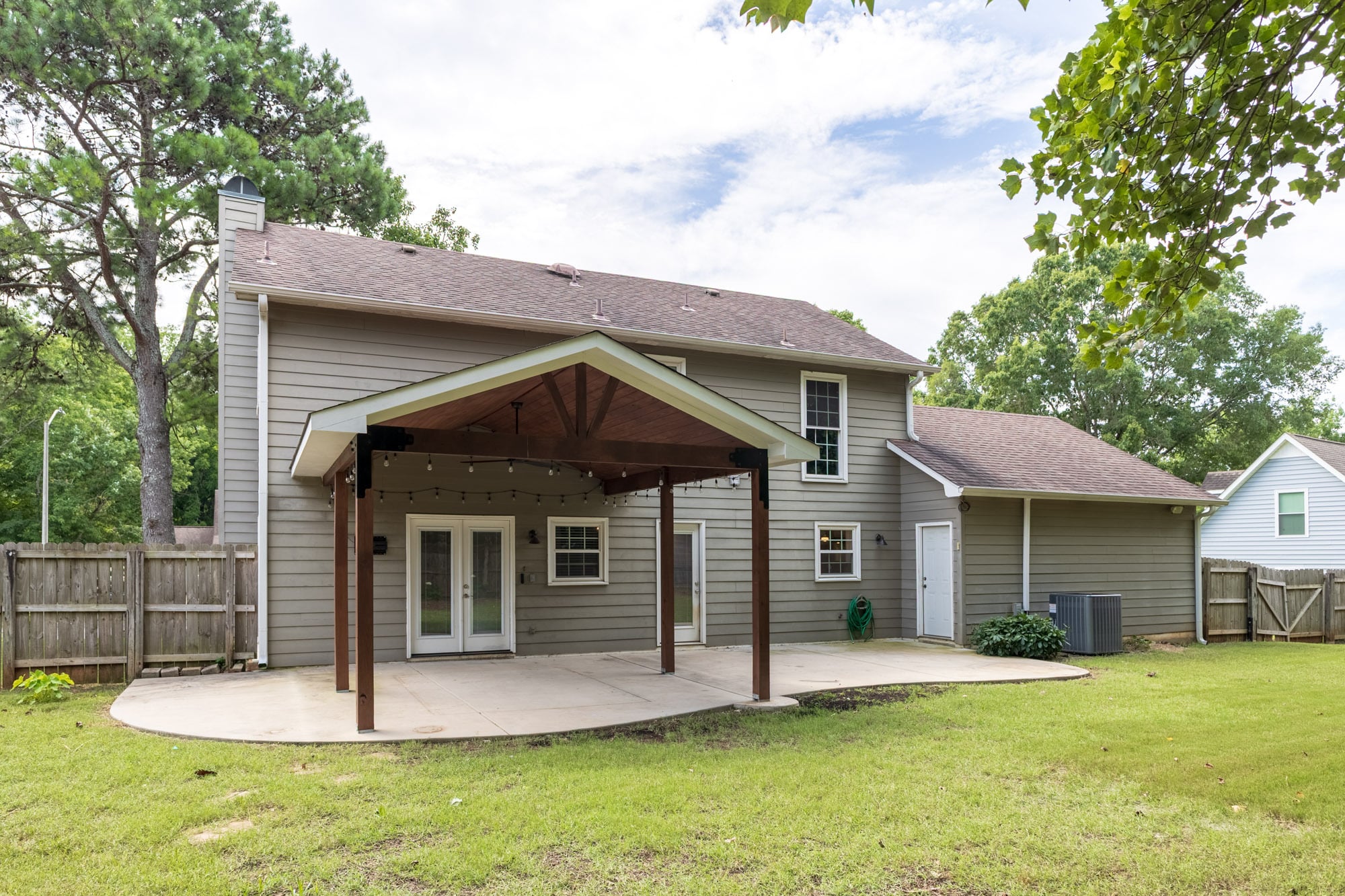 Building Photo - 167 Mill Creek Xing