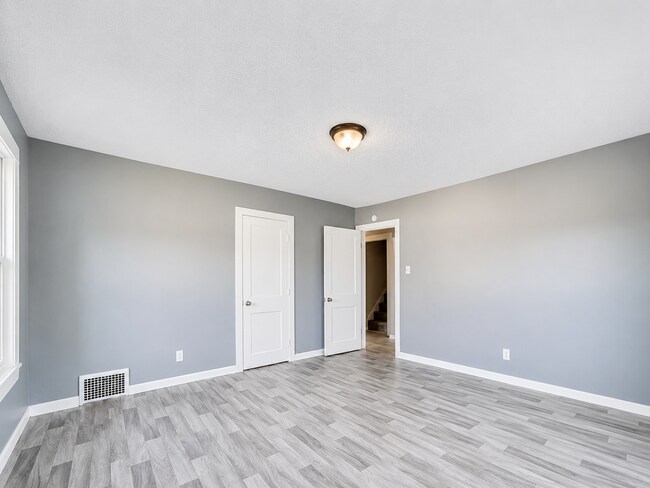 Building Photo - 855 Work Dr